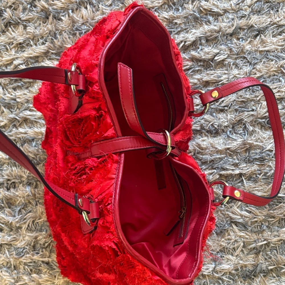 Valentino Red Floral Textured Tote, Gold Hardware - Picture 6 of 14